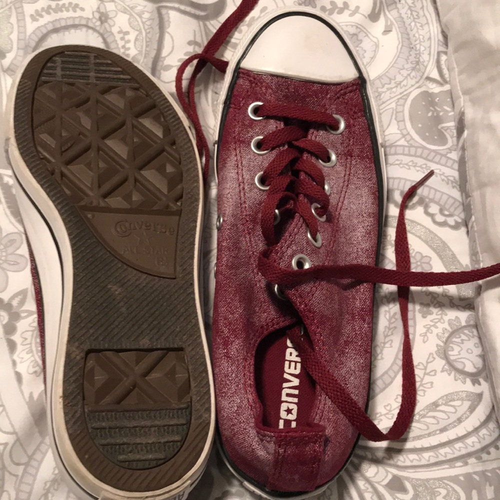 Converse Tennis shoes